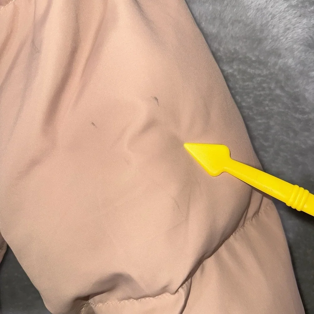 FABLETICS Wander Cropped Puffer‎ Women's Size MED Peachy Pink